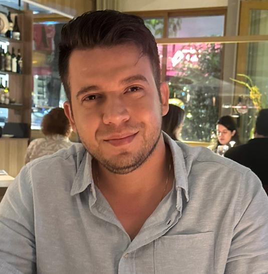 Arquiteto Ricardo Morais - Especialista em reformas residenciais em Fortaleza